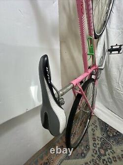 Schwinn Vintage Lady's Bike, 26 X 2 3/8 Tires, Caliente Pink