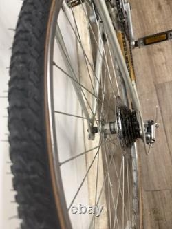 Schwinn World Sport Vintage Silver Racing Bike Drop Bar Side Pull Caliper