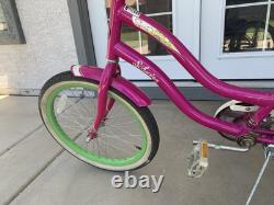 Schwinn bicycle Girls Spirit Bicycle Vintage. Hot pink