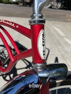 Schwinn deluxe stingray bicycle vintage