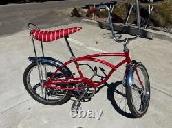 Schwinn deluxe stingray bicycle vintage