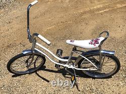 Schwinn'lil chik' Original White Groovy Banana Seat Bike Vintage