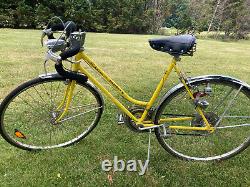Two (2) His/Hers Vintage Schwinn Varsity Bicycle Circa 1972
