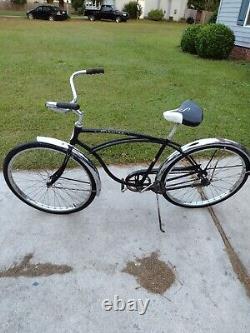 VINTAGE 1967 BLACK SCHWINN TYPHOON BOYS Cruiser 26in