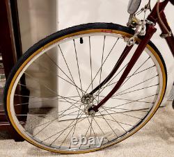 VINTAGE 1980s SCHWINN WORLD SPORT MENS 10 SPEED BICYCLE Burgundy Color New TIRES