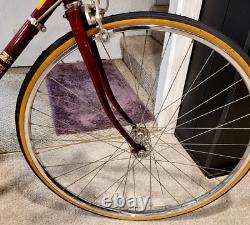 VINTAGE 1980s SCHWINN WORLD SPORT MENS 10 SPEED BICYCLE Burgundy Color New TIRES