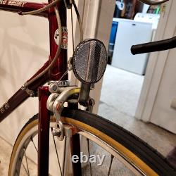 VINTAGE 1980s SCHWINN WORLD SPORT MENS 10 SPEED BICYCLE Burgundy Color New TIRES