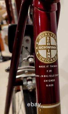 VINTAGE 1980s SCHWINN WORLD SPORT MENS 10 SPEED BICYCLE Burgundy Color New TIRES