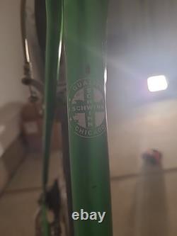 VINTAGE Green November 1976 SCHWINN VARSITY 10 SPEED 22 Inch Frame LM502122