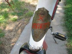VINTAGE SCHWINN RARE EXCELSIOR 1940's / 50's BOYS 26 BICYCLE