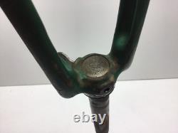 Vintage 1940/50s Schwinn 26 1.375 1 3/8 Lightweight Locking Fork Traveler