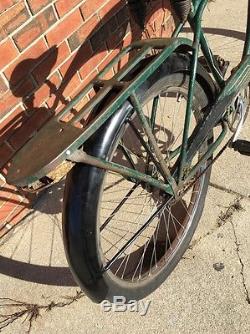 Vintage 1953 Schwinn Henderson Phantom Bicycle Balloon Tire Bike Complete