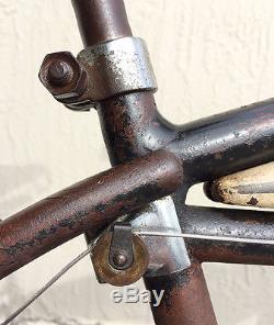 Vintage 1954 Schwinn B-6 Straight-Bar Fat Tire Tank Bike Triple Speed Drum Brake