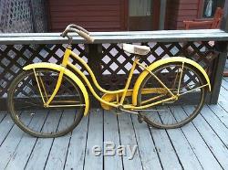 Vintage 1957 Women's 26 Schwinn Cruiser Bicycle Bike All Original Parts Nice