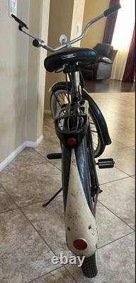 Vintage 1958 Schwinn Wasp Springer Bicycle. Coaster Brake. 26 Cruiser