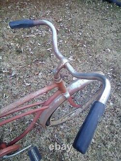 Vintage 1960s Schwinn'American' 26 bicycle (original needs restoration)