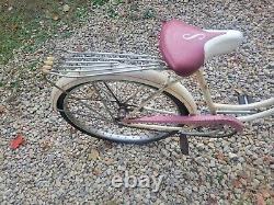 Vintage 1960s Schwinn CATALINA 1960 Pink Womans Ladies Bicycle 26 Bike