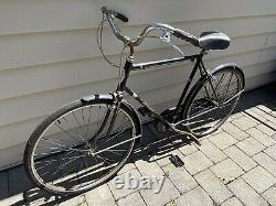 Vintage 1960s Schwinn Racer Cruiser Bike 23 inch Frame All Original