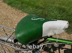 Vintage 1960s Schwinn Speedster Green Bike Bicycle headlamp Rack Barn find SE SD