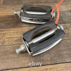 Vintage 1964 Schwinn Pedals Bow Stingray Germany Cruiser 60s Pair No Reflectors