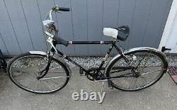 Vintage 1967 Schwinn Deluxe Racer Bike with Working Light Black/Red/White