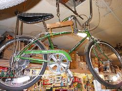 Vintage 1968 SCHWINN STINGRAY FASTBACK 5 SPEED Repo seat. Great Bike