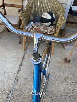 Vintage 1970 USA Schwinn Breeze Woman's Bicycle