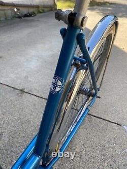 Vintage 1970 USA Schwinn Breeze Woman's Bicycle