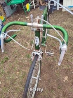 Vintage 1970's Era Schwinn Varsity 10 Speed Bicycle 27 Wheels