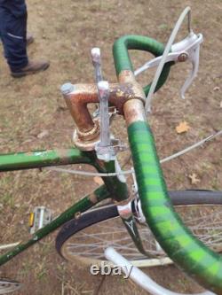 Vintage 1970's Era Schwinn Varsity 10 Speed Bicycle 27 Wheels