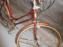Vintage 1970's Schwinn Suburban Womens 10 Speed Bicycle Root Beer Color 27