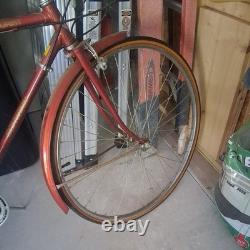 Vintage 1970 to 80s Chicago Schwinn Bike World Tourist Bicycle men