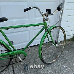 Vintage 1970s Men's Green Schwinn Suburban Bicycle