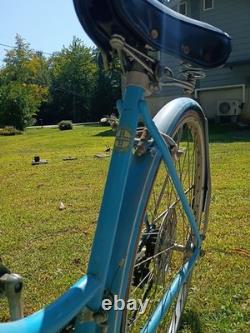 Vintage 1970s Schwinn Suburban Bike