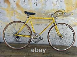 Vintage 1971-72 Schwinn CONTINENTAL 10 speed bicycle ORIGINAL Yellow 27