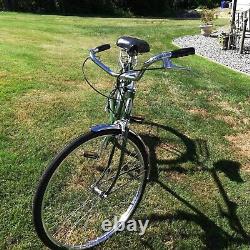 Vintage 1971 Schwinn Collegiate Men's Bicycle