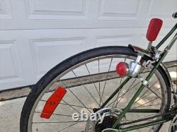 Vintage 1972 Schwin 10 Speed Varsity Model Bicycle. Very Smooth Ride. 21 Frame