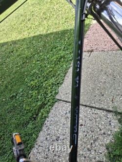 Vintage 1972 Schwin 10 Speed Varsity Model Bicycle. Very Smooth Ride. 21 Frame