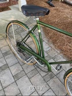 Vintage 1972 Schwinn Suburban Campus Green Classic Chicago Bike