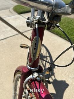 Vintage 1972 Schwinn Suburban Woman's Bicycle 27 10 Speed Red