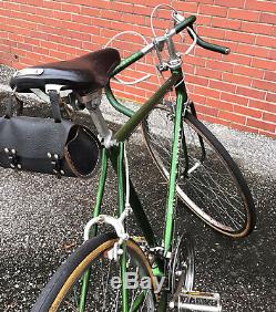 Vintage 1973 Schwinn Varsity 10 Speed, Men's Bicycle, 27 Wheels, 20 Frame Bike