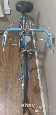 Vintage 1973 Schwinn Varsity Ladies 10 Speed Bike Blue All Original
