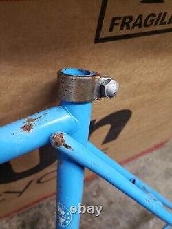 Vintage 1974 Opaque Blue Tall Frame Curved Seat Tube Sprint Frame Fork Ten Speed