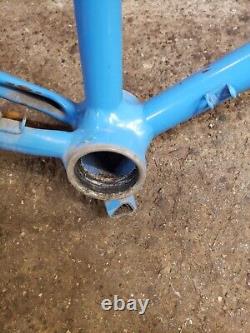 Vintage 1974 Opaque Blue Tall Frame Curved Seat Tube Sprint Frame Fork Ten Speed