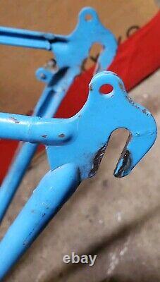 Vintage 1974 Opaque Blue Tall Frame Curved Seat Tube Sprint Frame Fork Ten Speed