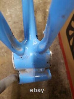 Vintage 1974 Opaque Blue Tall Frame Curved Seat Tube Sprint Frame Fork Ten Speed