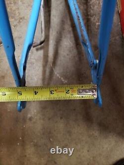 Vintage 1974 Opaque Blue Tall Frame Curved Seat Tube Sprint Frame Fork Ten Speed