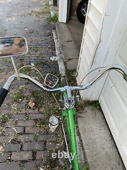 Vintage 1974 Schwinn Suburban Woman's Bicycle 10 Speed, Chicago built