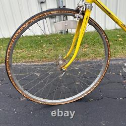 Vintage 1975 Schwinn Continental Men's Bicycle Yellow