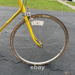 Vintage 1975 Schwinn Continental Men's Bicycle Yellow